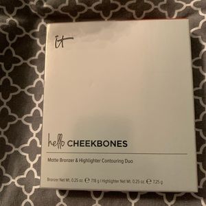 IT Cosmetics Hello Cheekbones